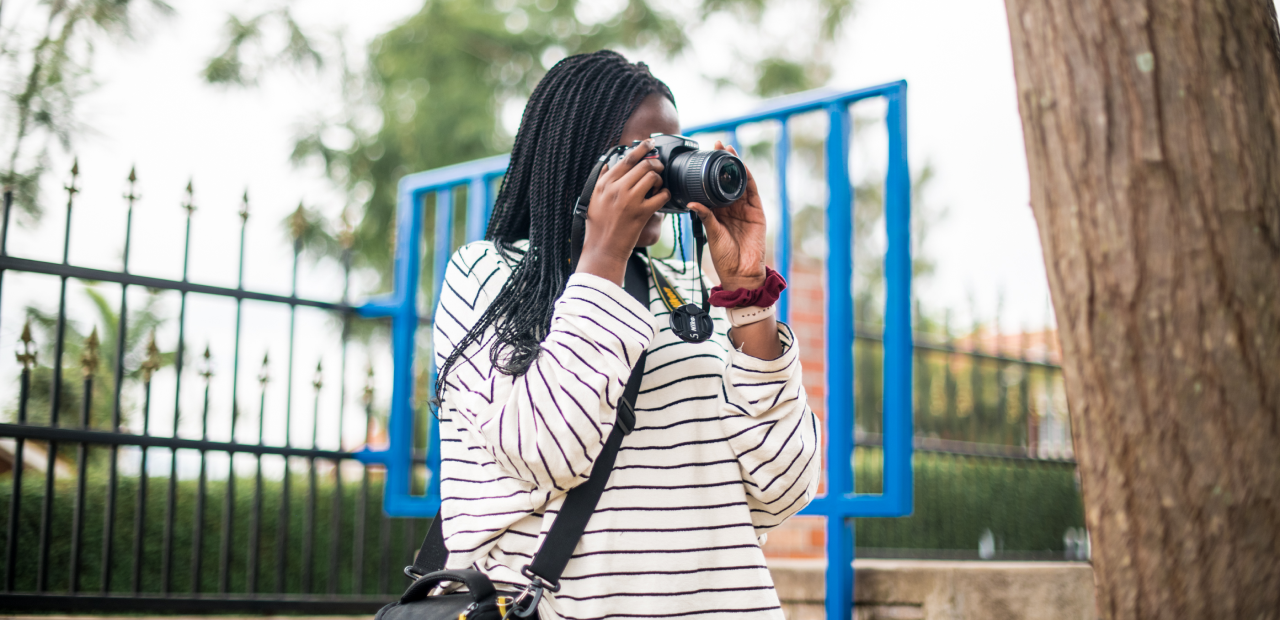 Aprende a crear fotos y videos cautivadores y auténticos para tu perfil de Morgis. Descubre los elementos clave para atraer y conectar con posibles amigos a través de un contenido visualmente atractivo.